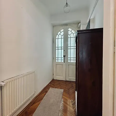 Historic Apartment In Central Cluj *