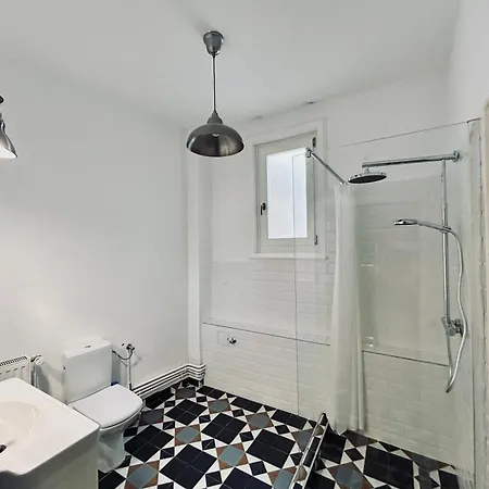 Modern Historic Lägenhet *