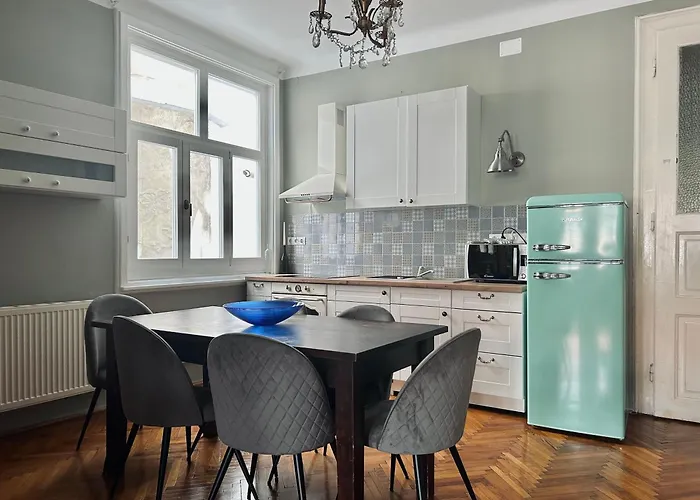 Modern Historic Apartamento *